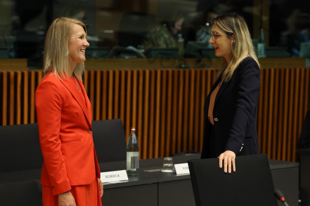 Diana Buzoianu: „Adaptarea la noile realități climatice trebuie să pornească de la apă!“ 2 3 1