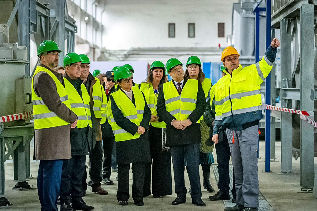 FEPRA a inaugurat la Brad două noi fabrici de reciclare PET și sticlă 2 FEPRA vizita fabrica site