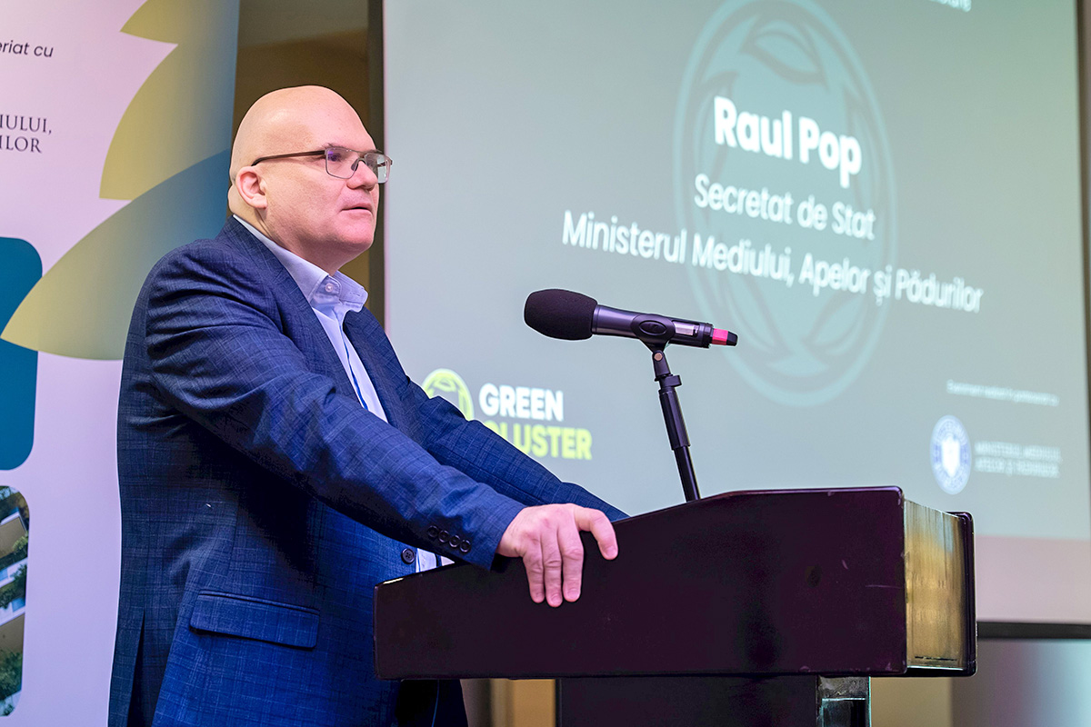 Continuitatea operării eco-insulelor digitalizate este esențială pentru atingerea țintelor de reciclare ale României 1 Raul Pop secretar stat Ministerul Mediului site